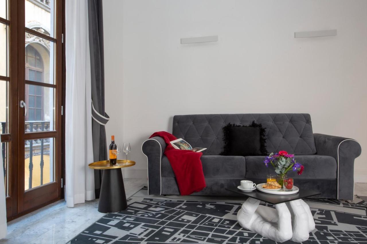 Отель Casual Rinascimento Firenze Экстерьер фото